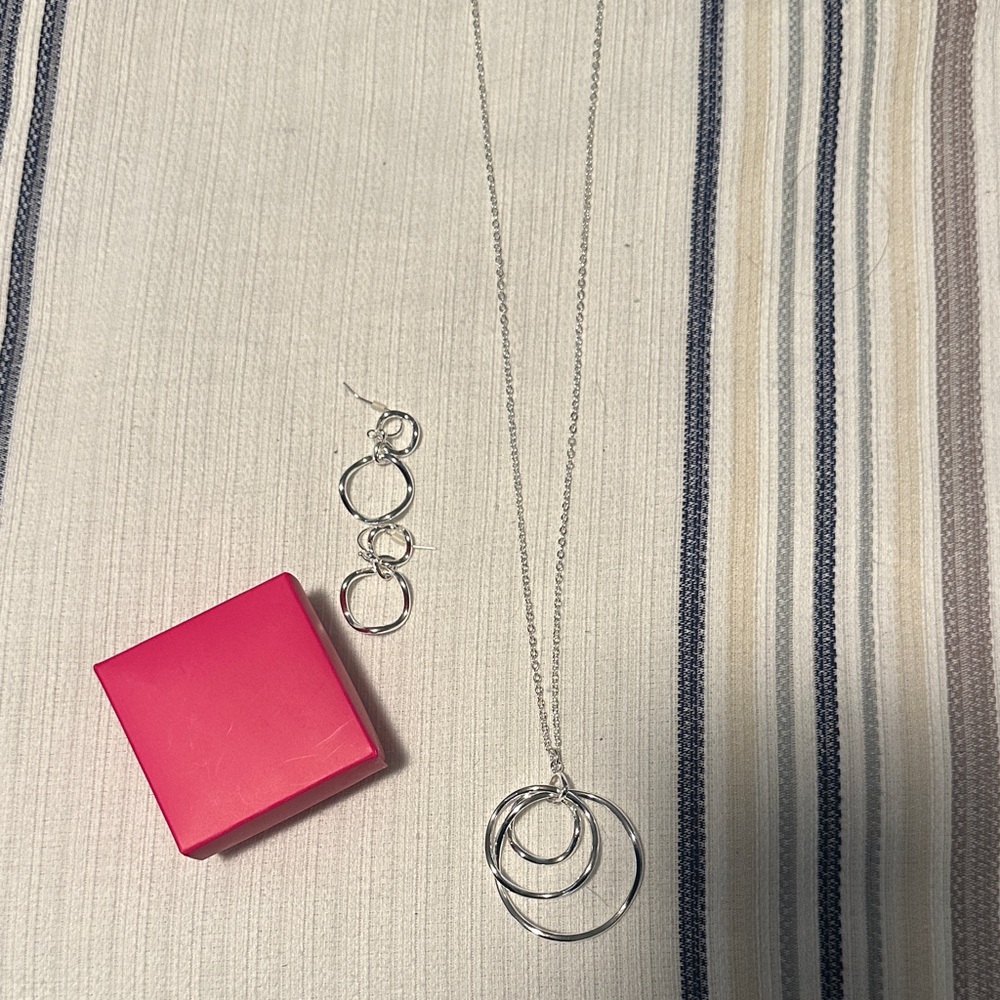 AVON Elegant Silver Hoop Necklace and Earring Set